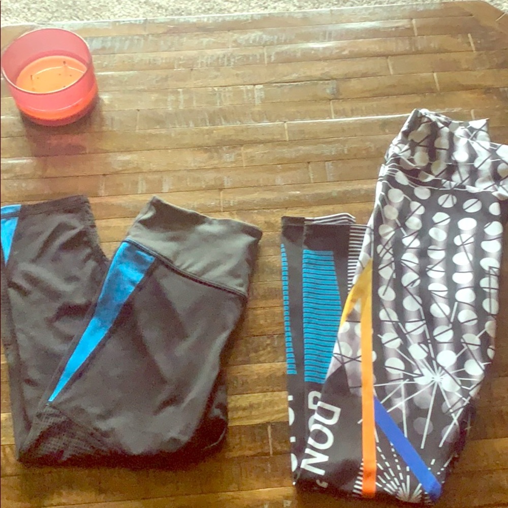 Two pairs CrossFit/workout/yoga leggings
